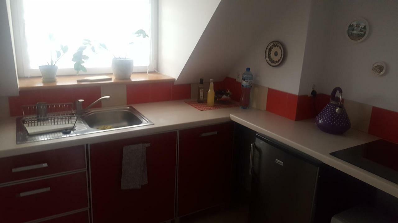 Cudowny Zakatek Z Ogrodem I Basenem Daire Bukwica  Dış mekan fotoğraf