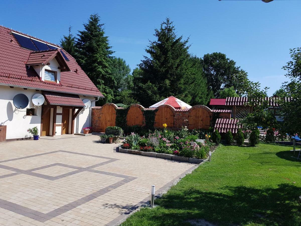 Cudowny Zakatek Z Ogrodem I Basenem Daire Bukwica  Dış mekan fotoğraf